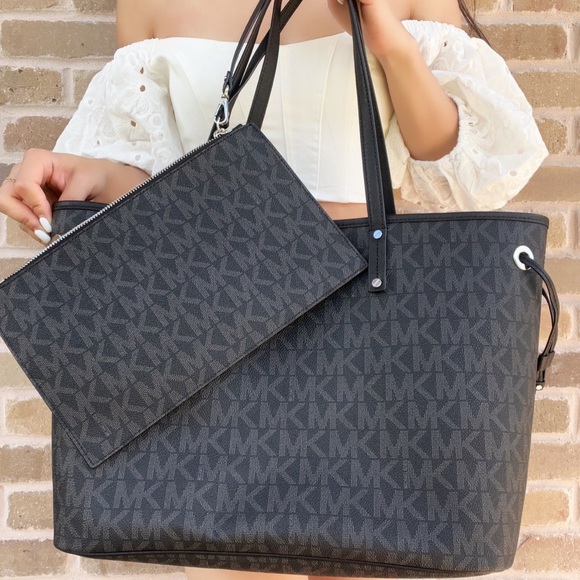 Gaby’sBags👜💕 Michael Kors Large Tote &Pouch - Picture 3 of 4